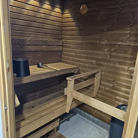 Luhtitalon Alakerran Superior Vuokralle Viikoksi 29 *